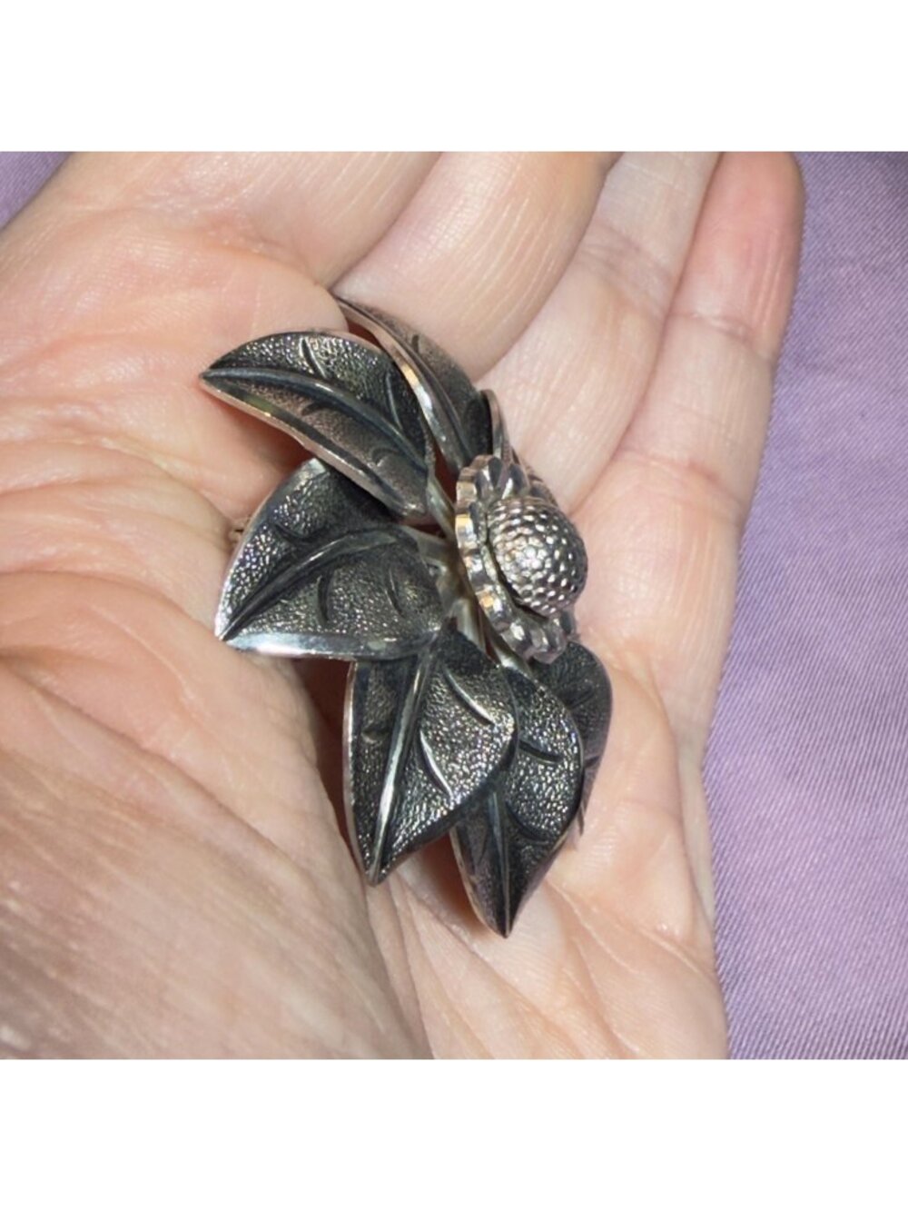 Marvella Vintage Flower Brooch Silver Tone Textured Floral Pin - Picture 6 of 7